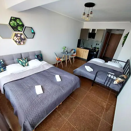 Apartament Planeta Mielno Superior - Centrum, 2 Minuty Od Glownej Plazy, Parking, Aneks Kuchenny, Samodzielne Zameldowanie 24H, W Pelni Wyposazony, Nawet Do 4-6 Osob, Fv ! ! ! Διαμέρισμα *