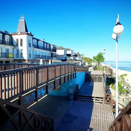 Apartament Planeta Mielno Superior - Centrum, 2 Minuty Od Glownej Plazy, Parking, Aneks Kuchenny, Samodzielne Zameldowanie 24H, W Pelni Wyposazony, Nawet Do 4-6 Osob, Fv ! ! ! Διαμέρισμα